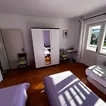 Megi Apartamento Makarska