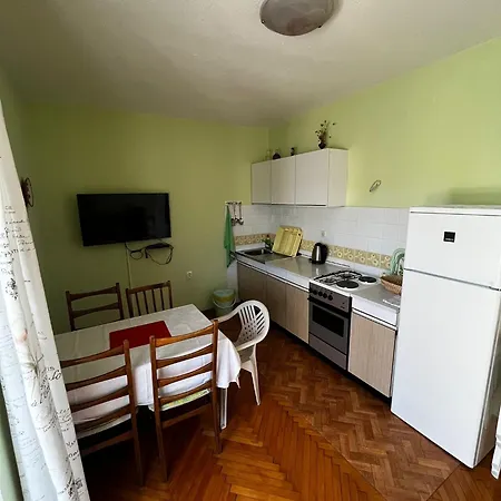Megi Apartman *